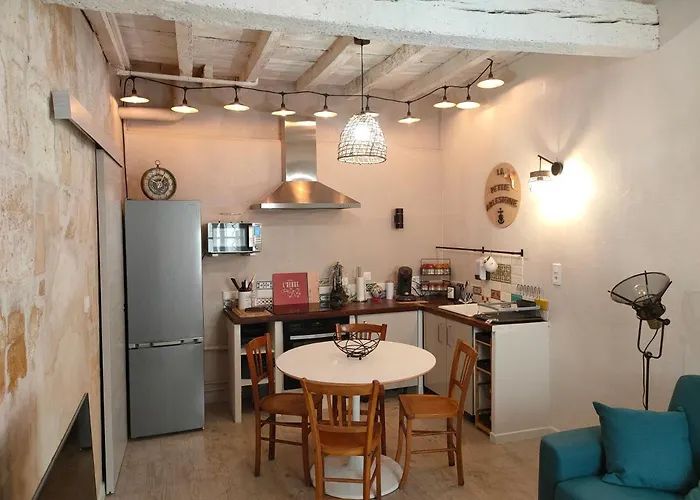 La Petite Arlesienne - Charmante Maison De Ville
